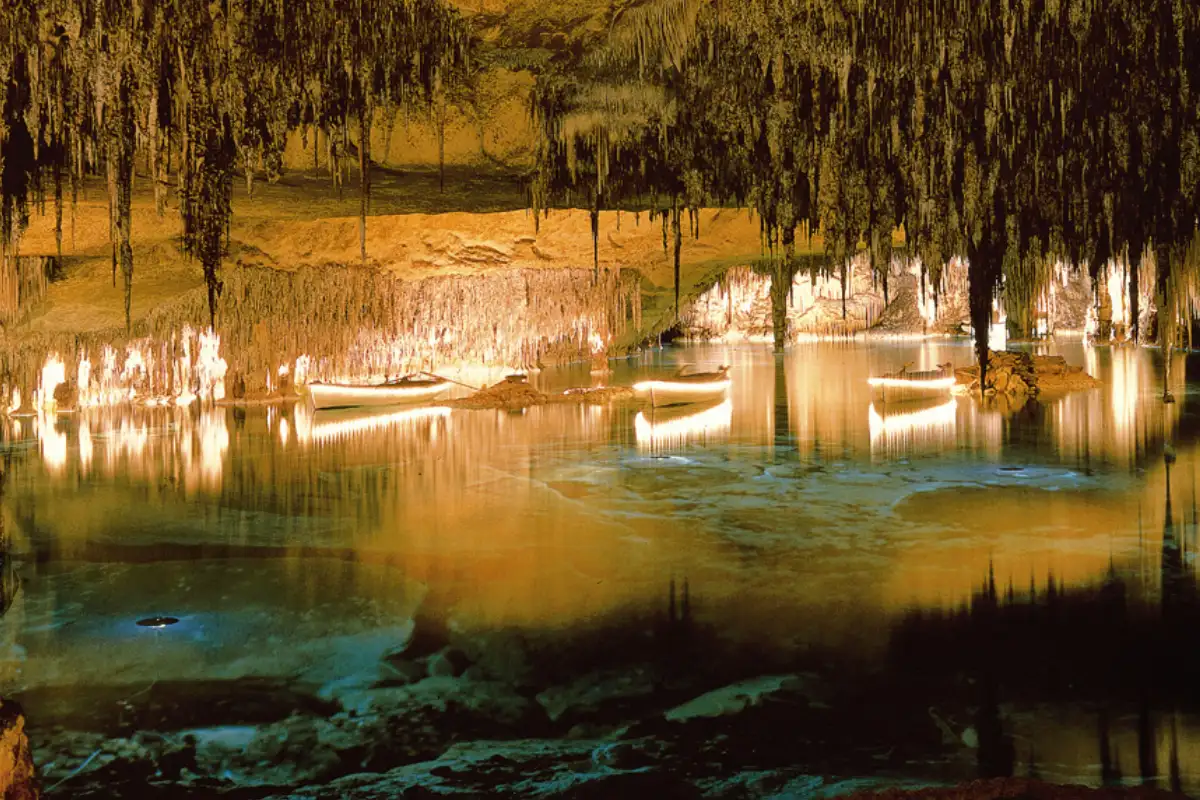 cuevas del drach mallorca